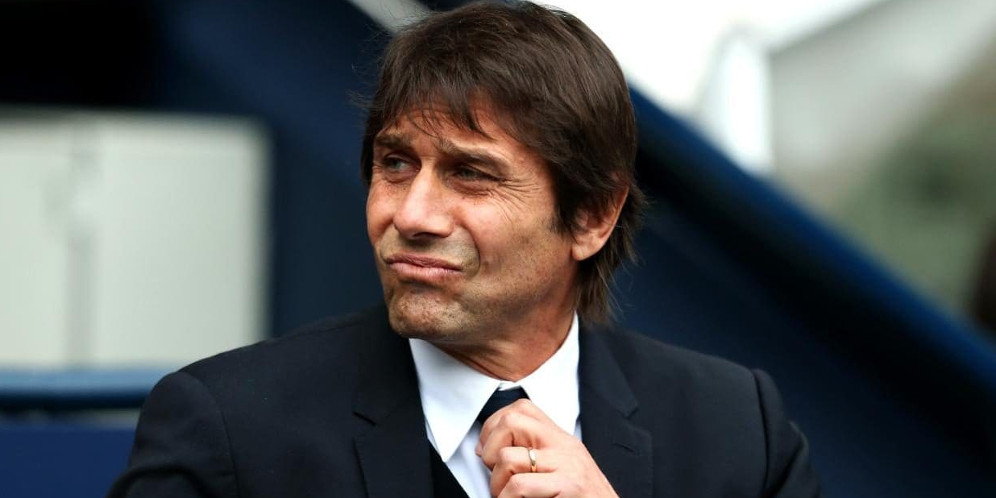 Tepis Isu Enrique, Agen: Conte Masih Bertahan Di Chelsea